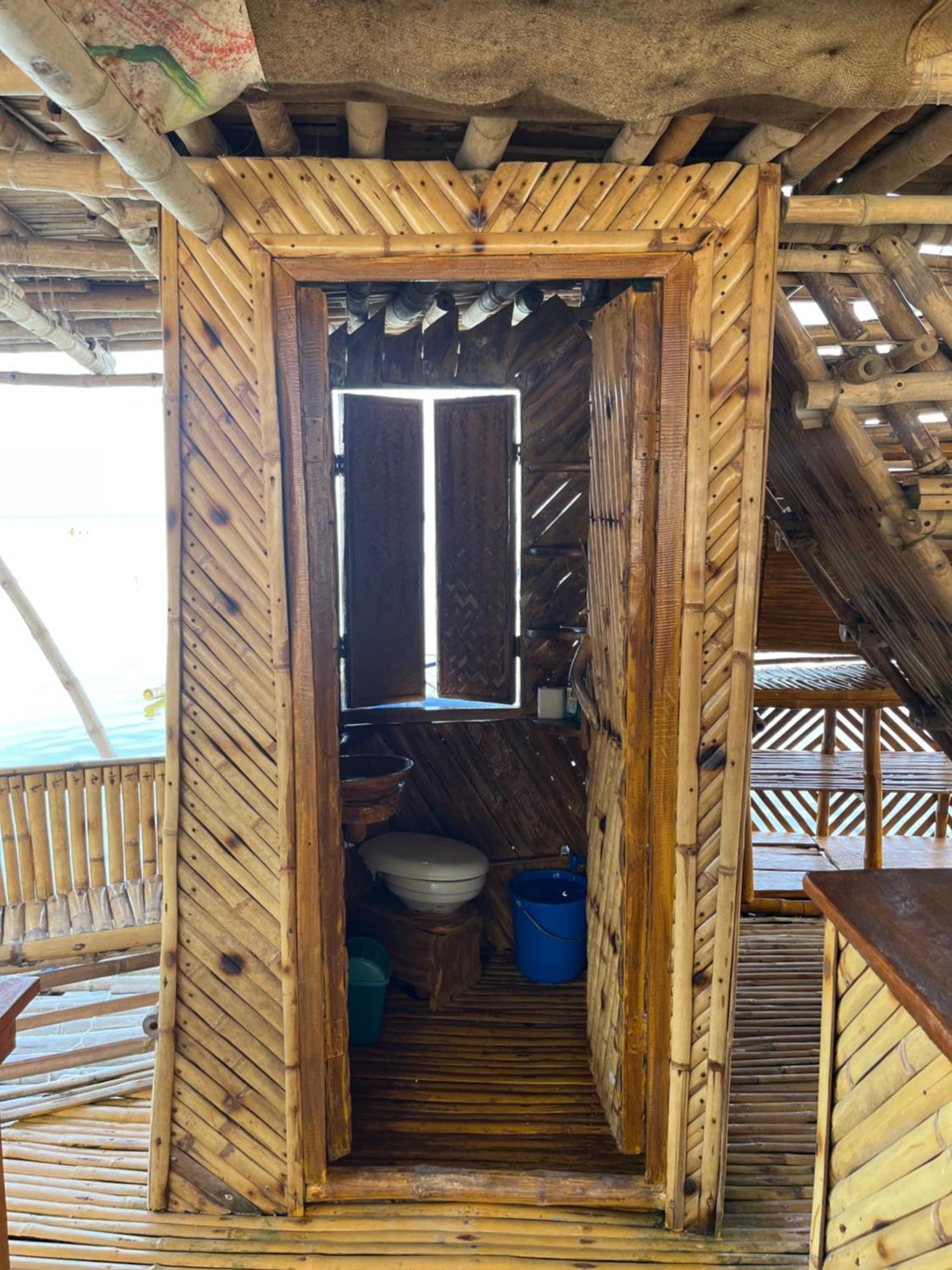 Bamboo Nest Beachfront Puerto Princesa Bagian luar foto