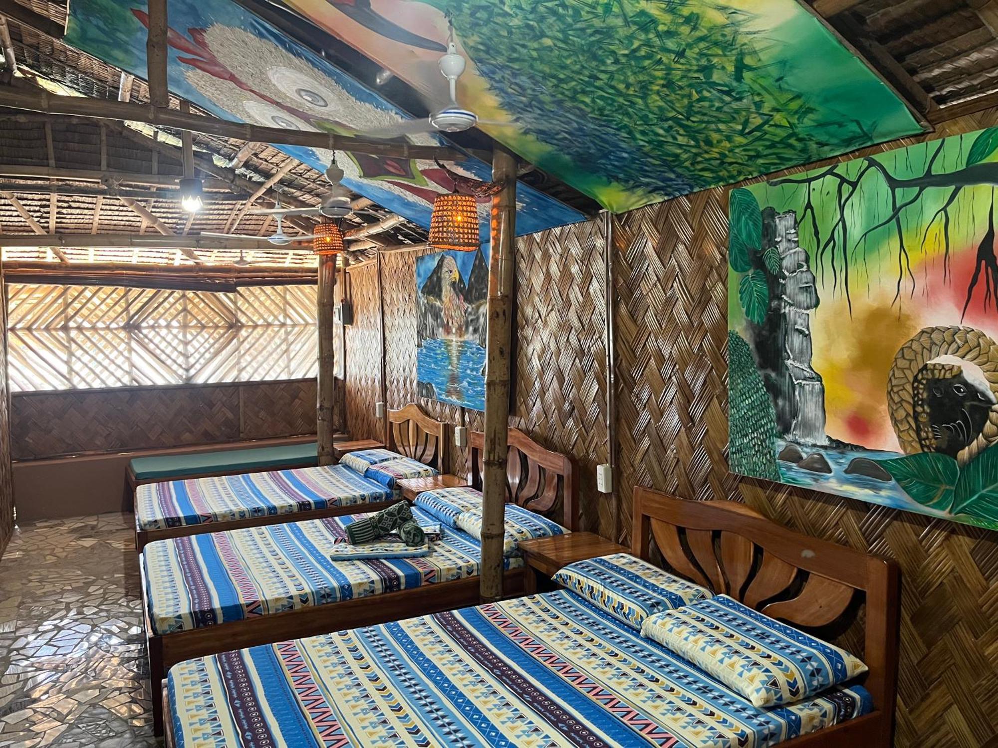 Bamboo Nest Beachfront Puerto Princesa Bagian luar foto